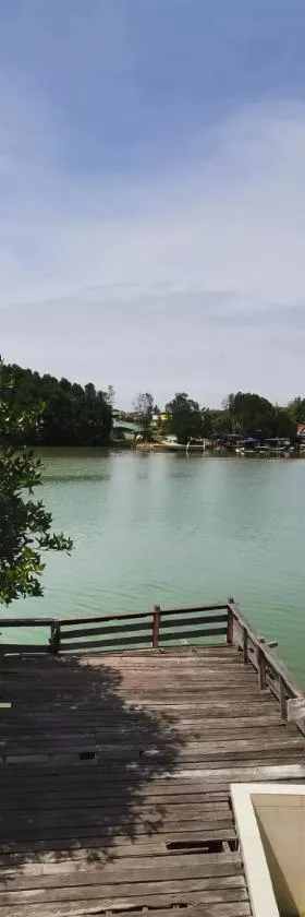 RVH Kuala Terengganu，位于瓜拉丁加奴的酒店