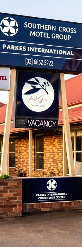 Parkes International，位于帕克斯的酒店