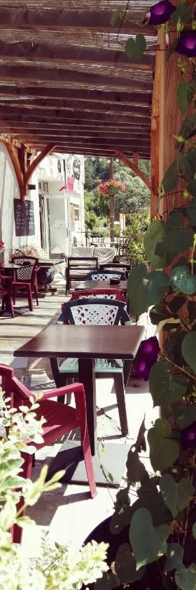 L'Auberge d'Eygliers，位于埃格里尔的酒店