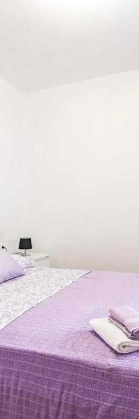 Apartment Andrejka，位于佩罗杰的酒店