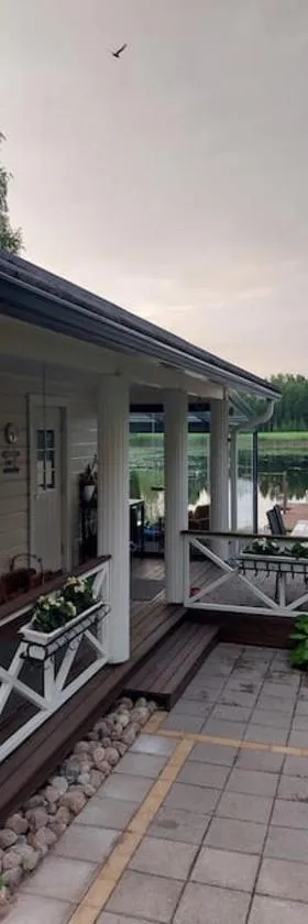 Arolahti Suite ( Rapojärvi )，位于科沃拉的酒店
