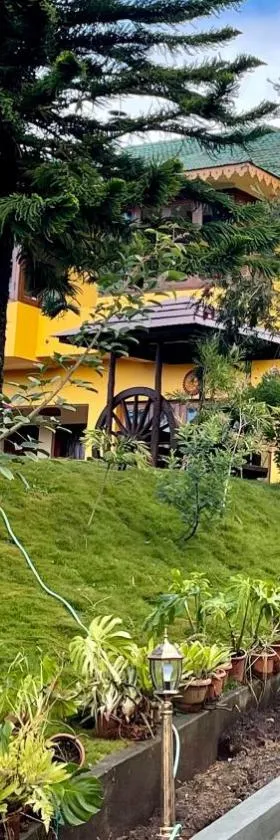 Habba Kadal Kashmiri Heritage Hotel & Hub，位于乔奥诺奥尔的酒店