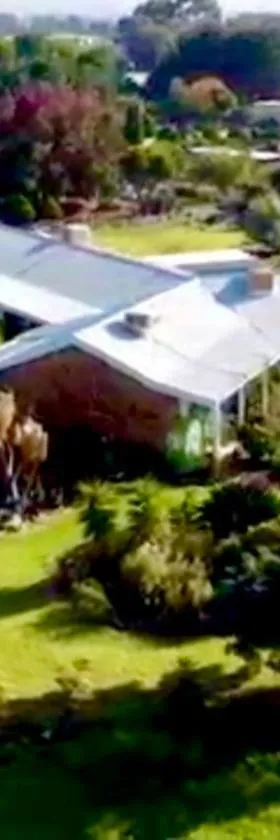 Melbourne Garden Bed and Breakfast，位于梅尔顿的酒店
