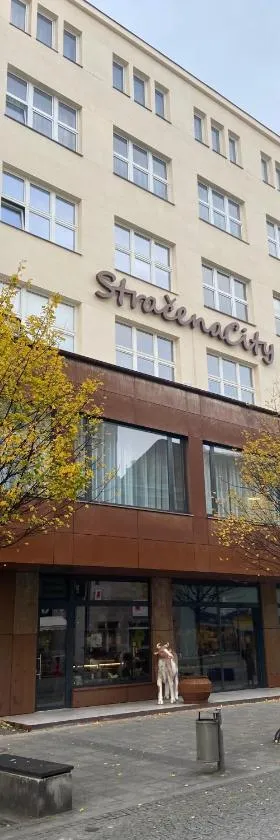 Hotel Stračena City，位于俄斯特拉发的酒店