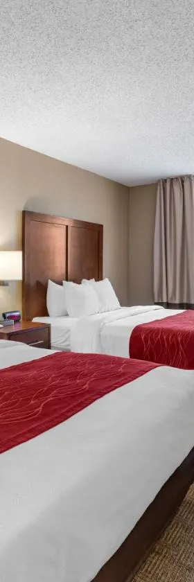 Comfort Inn & Suites Hays I-70，位于海斯的酒店