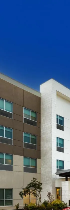 Holiday Inn Express & Suites - Stafford NW - Sugar Land by IHG，位于斯塔福德的酒店