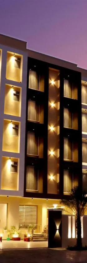 Hotel Aarna，位于斋浦尔的酒店