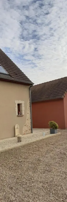 chambre chez habitant avec petit déjeuner，位于Bouloire的酒店