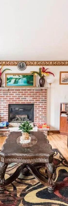Cheerful Pocono home away from home，位于Albrightsville的酒店