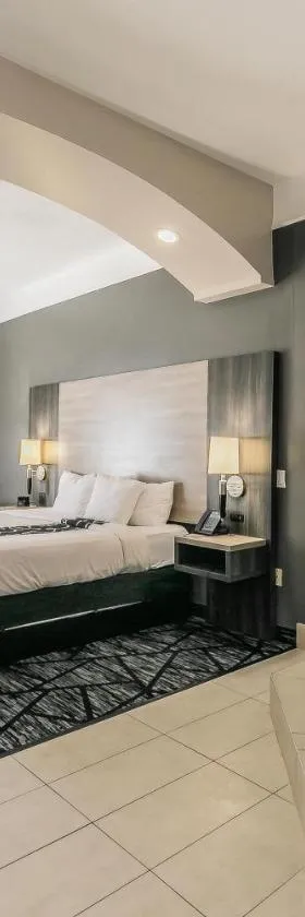 La Quinta by Wyndham Granbury，位于格兰伯里的酒店