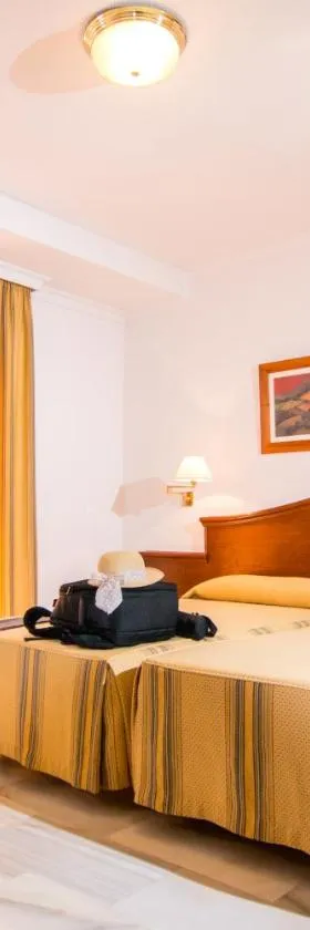 Hotel Abades Loja，位于洛哈的酒店
