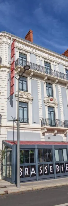 圣乔治Spa酒店，位于索恩河畔沙隆的酒店