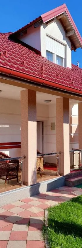 Vila Jelena Divčibare，位于迪瓦伊巴雷的酒店