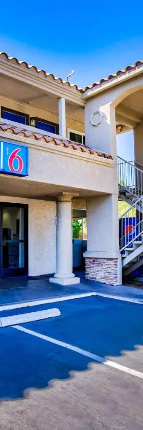 Motel 6-Menifee, CA，位于门尼菲的酒店