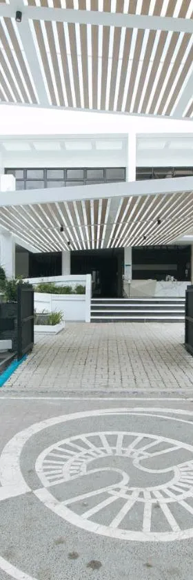 SOUTHPICKRESORT & HOTEL INC.，位于Aplaya的酒店