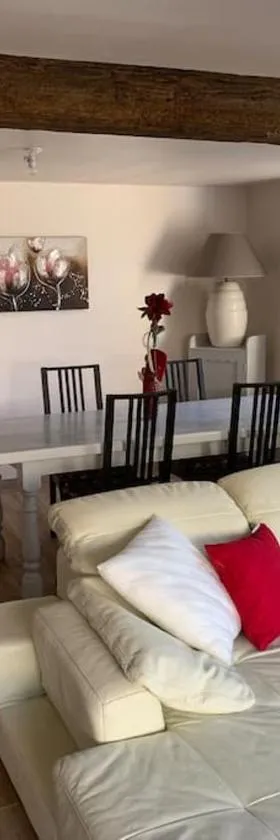 T3 neuf - maison alsacienne au calme avec cour privée，位于Dachstein的酒店