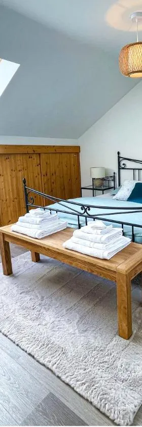 Sweet & Cosy Chalet in the heart of the Swiss Alps，位于Troistorrents的酒店