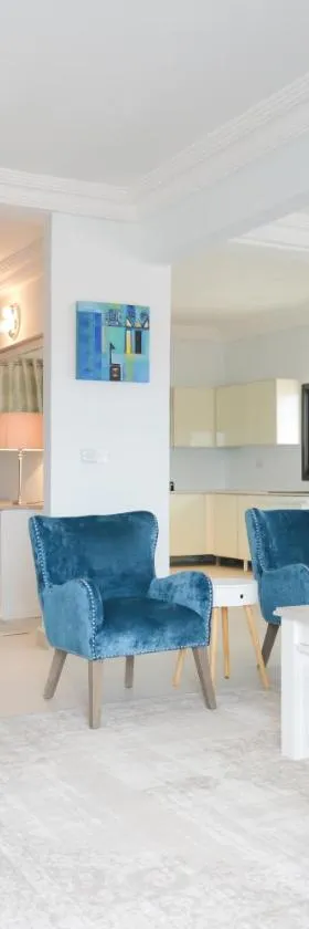 Atlantic Luxury Apartments，位于Bakau的酒店