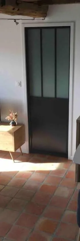 Logement agréable à la campagne，位于Saint-Symphorien的酒店