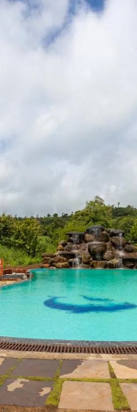 AATHAVAN MATICHI ECO RESORT，位于Panhāla的酒店
