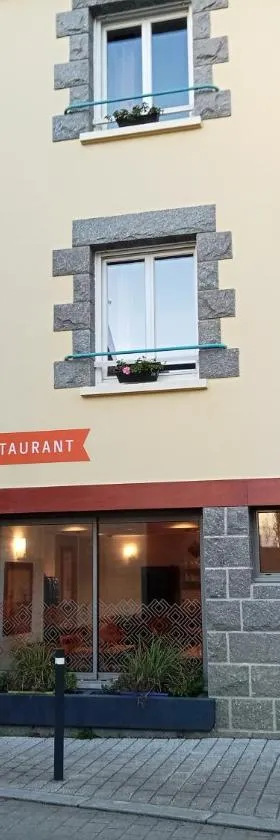 o'ptit hôtel，位于Trévé的酒店