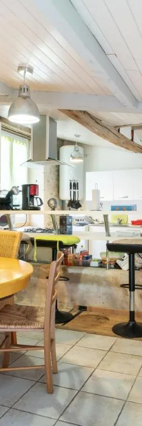 Maison charmante à La Bretonnière-la-Claye avec jardin clos，位于La Claye的酒店