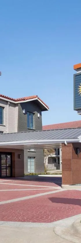坦普尔拉金塔旅馆，位于坦普尔的酒店