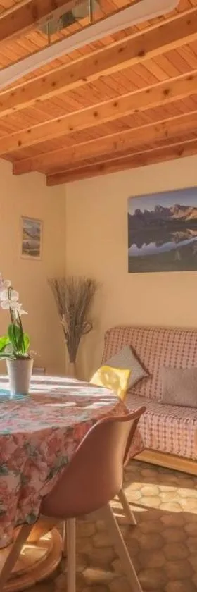 Vacances à la montagne，位于Saint-Julien-en-Champsaur的酒店