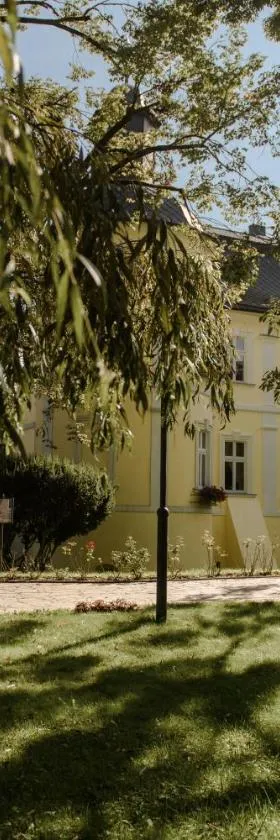 Hotel Zamek Chałupki，位于Chałupki的酒店
