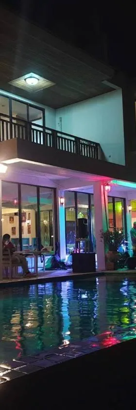 Baan Ampai Beach Hotel，位于华路海滩的酒店