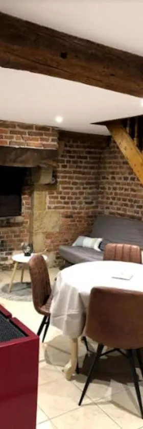 Gîte du four à pain，位于Couzon的酒店