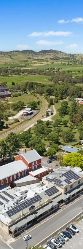 The Tanunda Club Guest Suites，位于塔南达的酒店