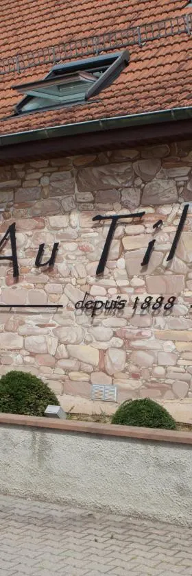 Au Tilleul，位于米特豪斯博恩的酒店