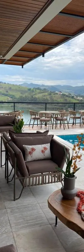 Vista do Lago Hotel，位于卡皮托利乌的酒店