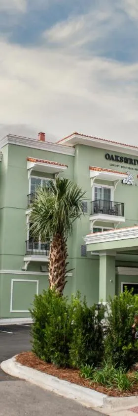 Oaks on the River，位于达里恩的酒店