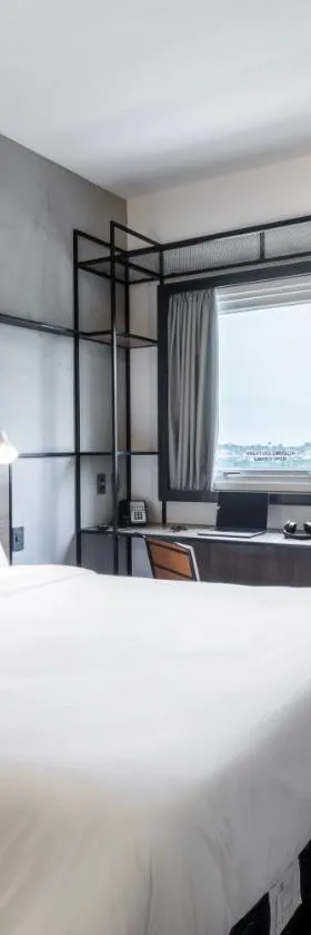 Ibis Aruja，位于阿鲁雅的酒店