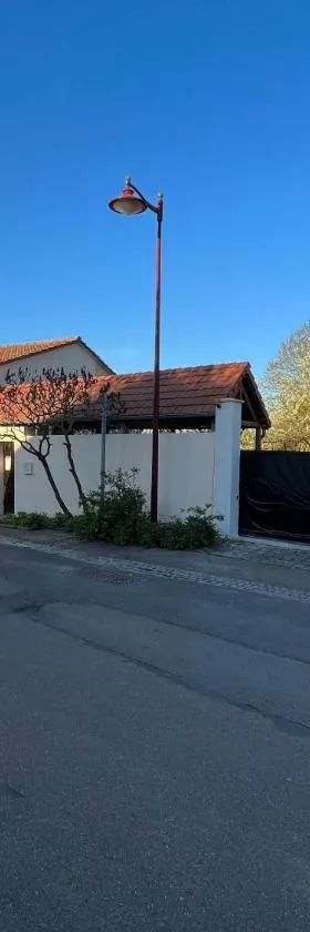 MIRABELLE，位于Chieulles的酒店
