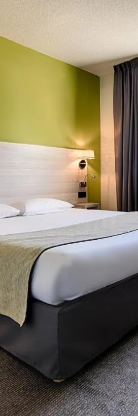 The Originals City, Hôtel Les Bruyères, Dax Nord，位于卡斯泰的酒店