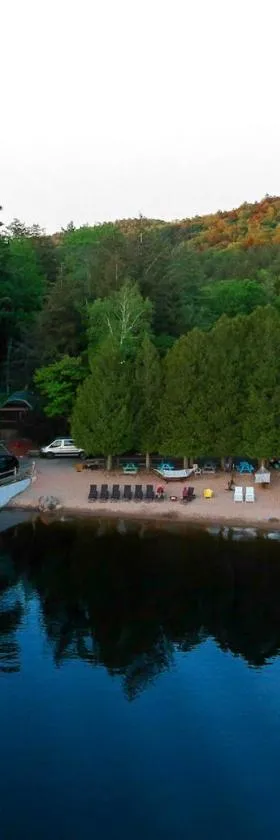 Motel Long Lake and Cottages，位于Long Lake的酒店