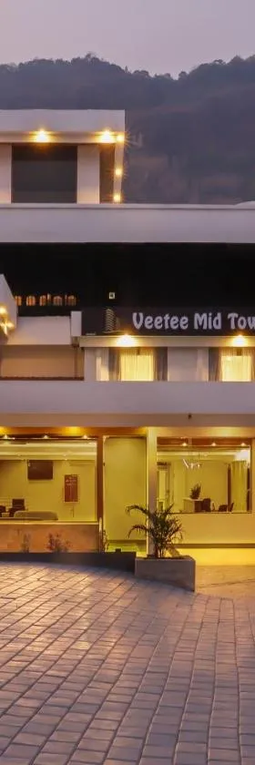 VEETEE MID TOWN，位于卡拉瓦提亚尔的酒店