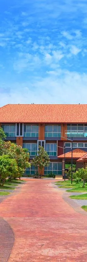 Avarin Resort，位于北冲的酒店