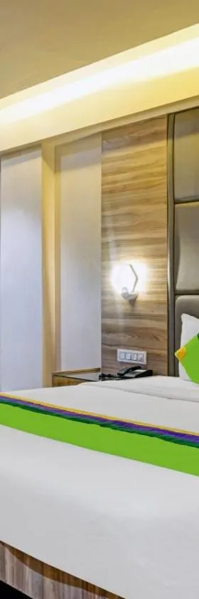 Treebo Classic Grande, Camp，位于浦那的酒店