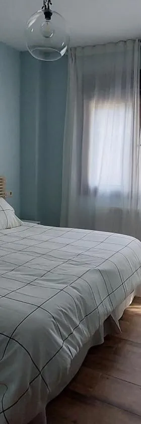 Apartamento Las Campanitas，位于Nuñomoral的酒店