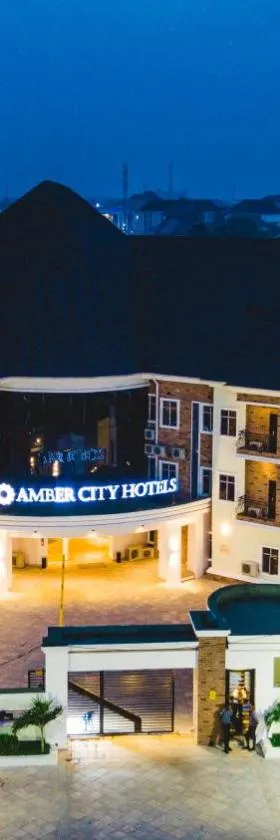 AMBER CITY HOTELS，位于奥韦里的酒店