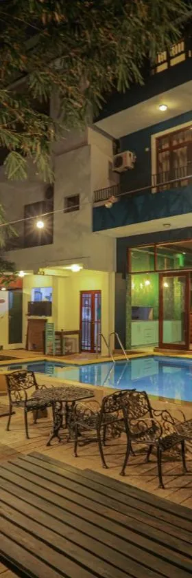 Summerside Residence，位于尼甘布的酒店