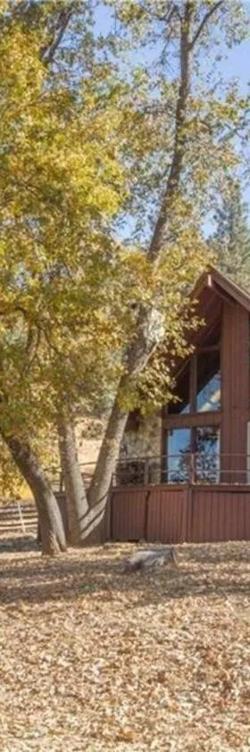 Megans Mountain Getaway，位于Miramonte的酒店