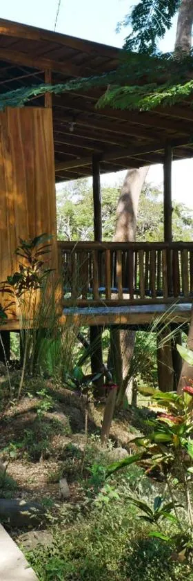 Finca Colibri Ecolodges en Pleine Nature ferry Playa Najanjo Costa Rica，位于Cabo Blanco的酒店