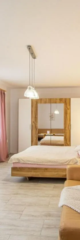 Velký apartmán Zlámanka，位于克罗梅日什的酒店