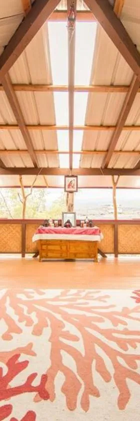 THE MAGICAL LAVA TEMPLE with EPIC Volcano Views!，位于Kehena的酒店