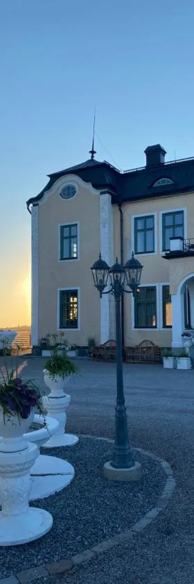 Johannesbergs Slott，位于Rimbo的酒店